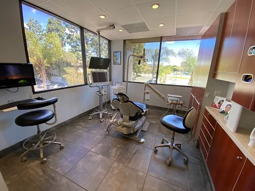 operatory with 2 windows